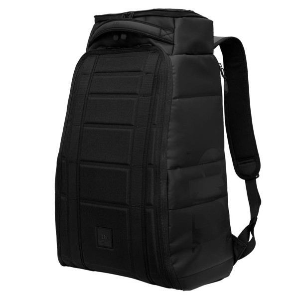 Db - Hugger Black Out Backpack 30L in schwarz