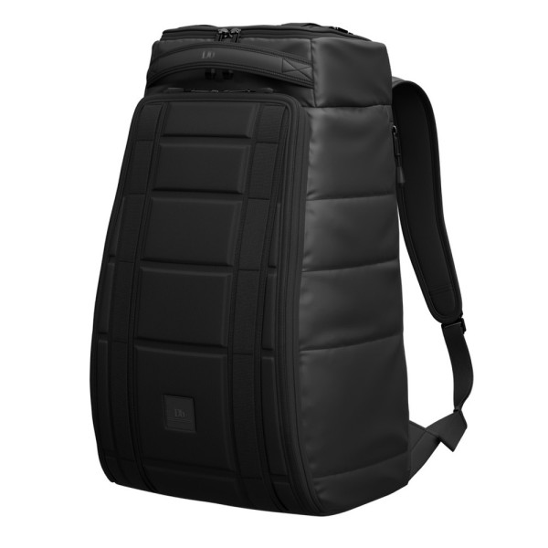 Db - Hugger Black Out Backpack 25L in schwarz